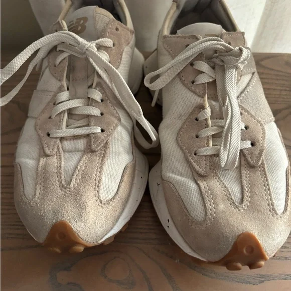 New Balance Beige and White Sneakers - Picture 6 of 7